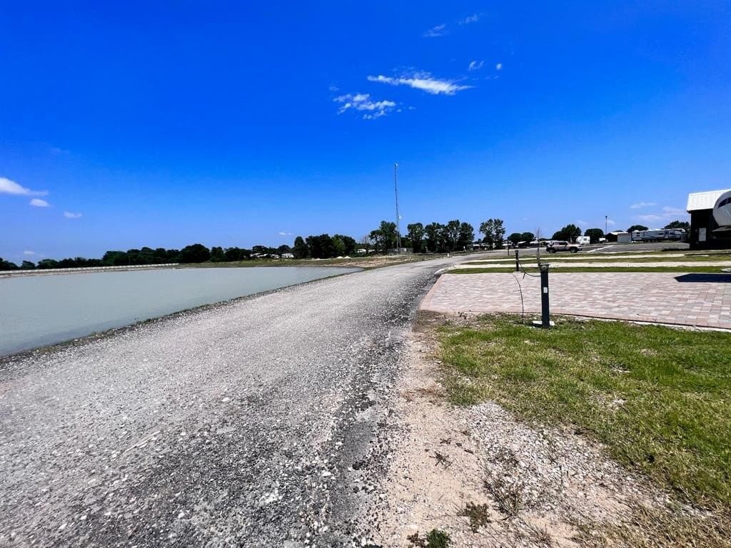 0.09 acres in Navarro County - photo 9