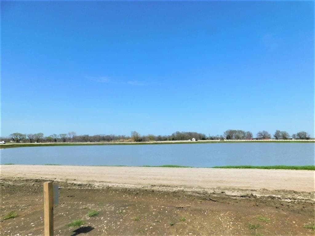 0.09 acres in Navarro County - photo 38
