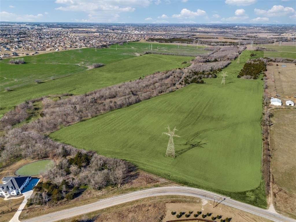 109.38 acres in Rockwall County - photo 2