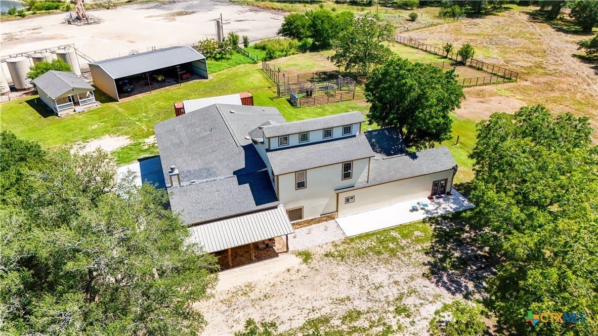 56.89 acres in Lavaca County - photo 9