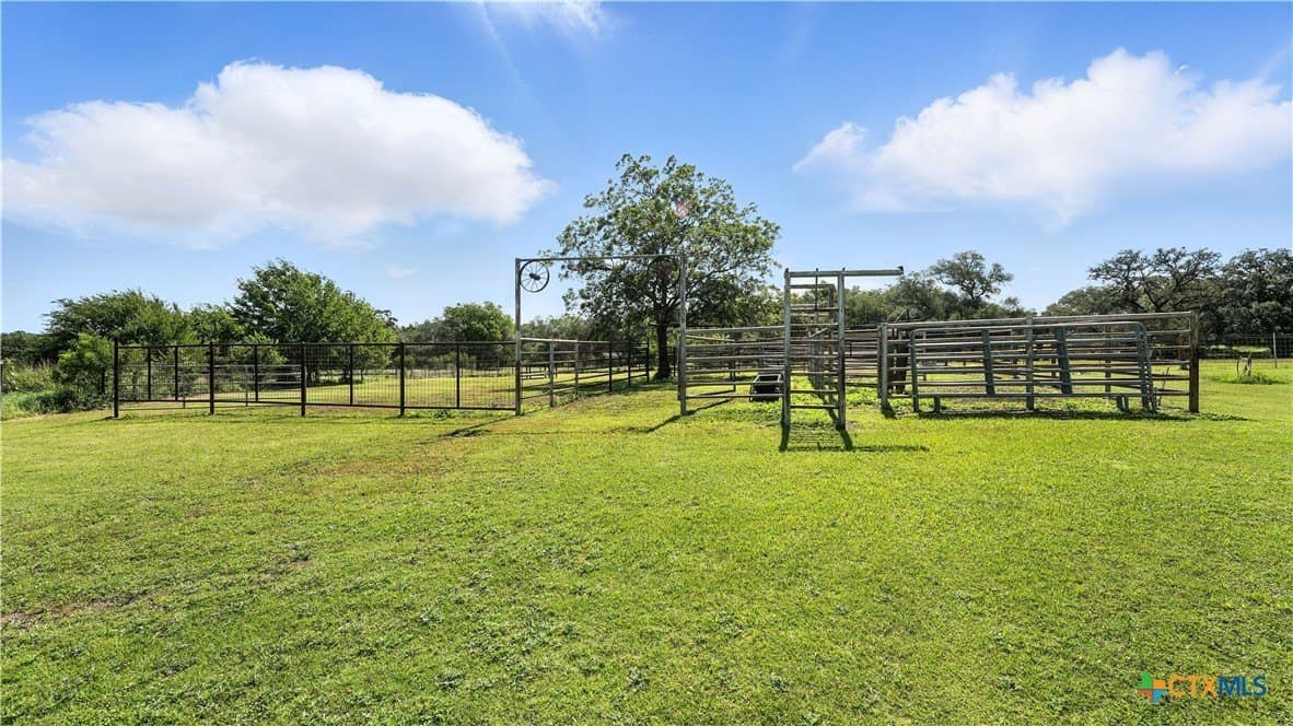 56.89 acres in Lavaca County - photo 39