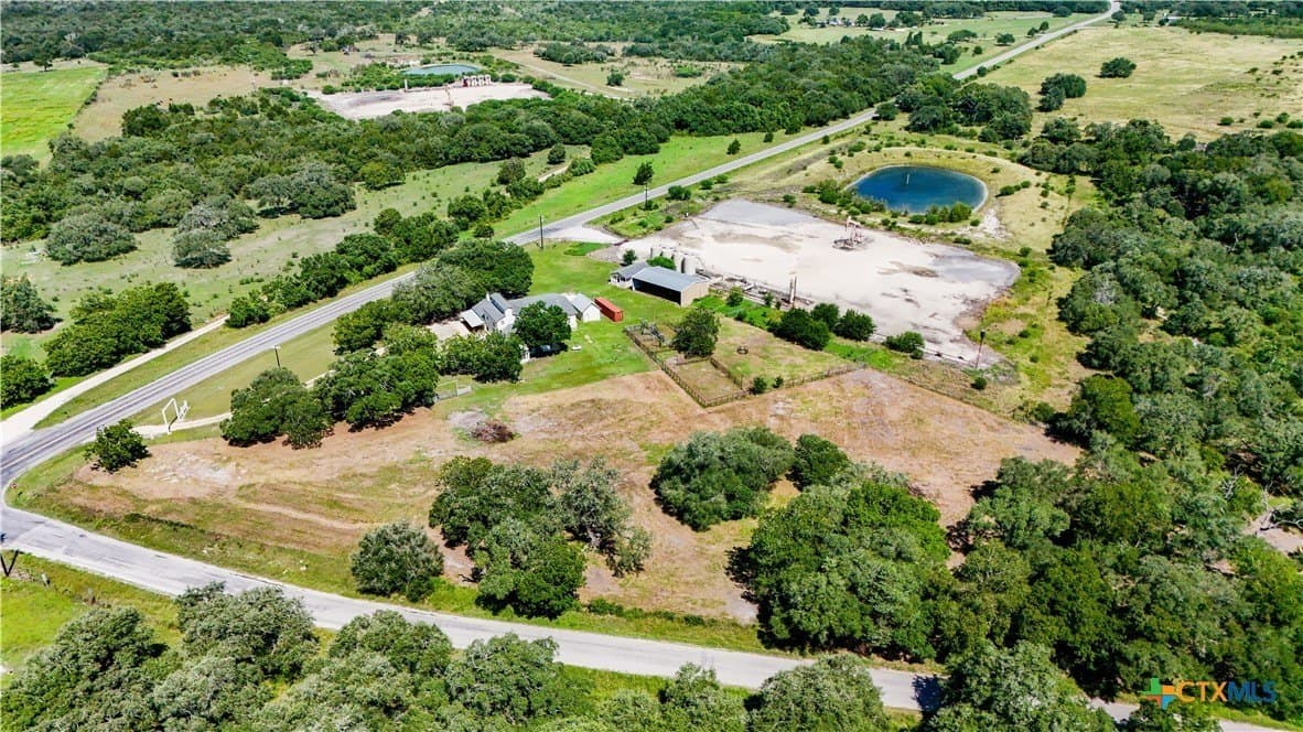 56.89 acres in Lavaca County - photo 5