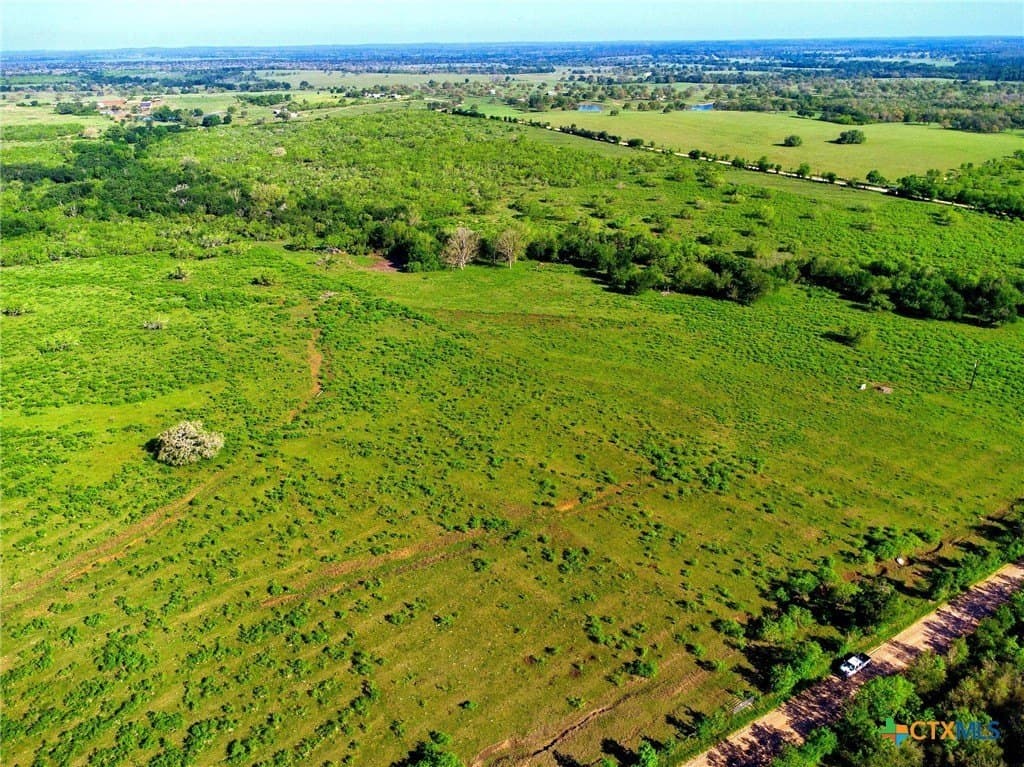 10.01 acres in Gonzales County - photo 11