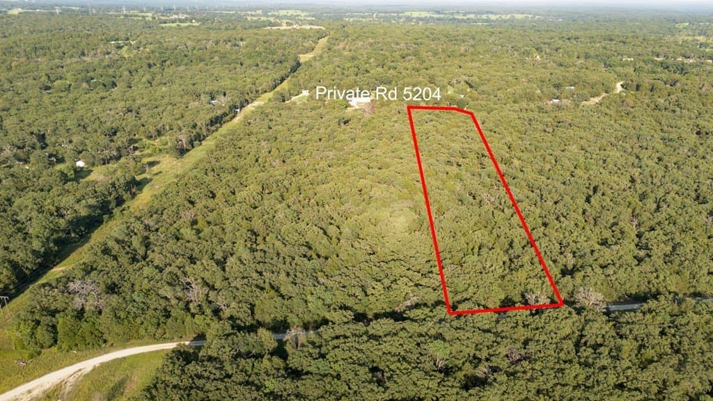 7.76 acres in Henderson County - photo 4