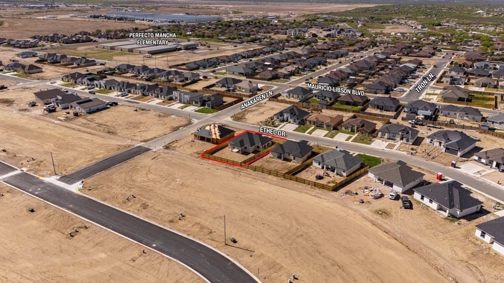 8,033 acres in Maverick County - photo 42