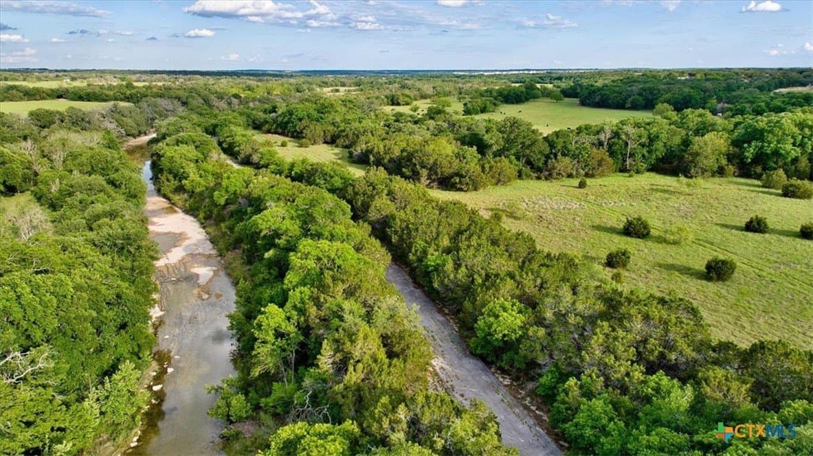 148.11 acres in Williamson County - photo 9