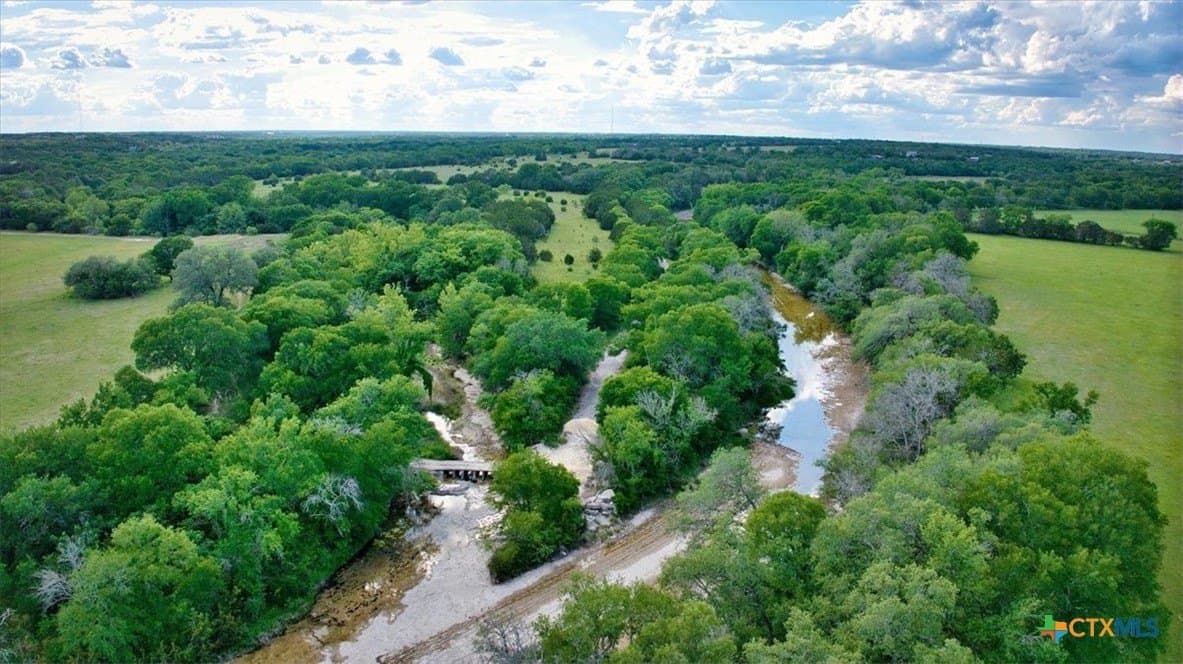 148.11 acres in Williamson County - photo 5