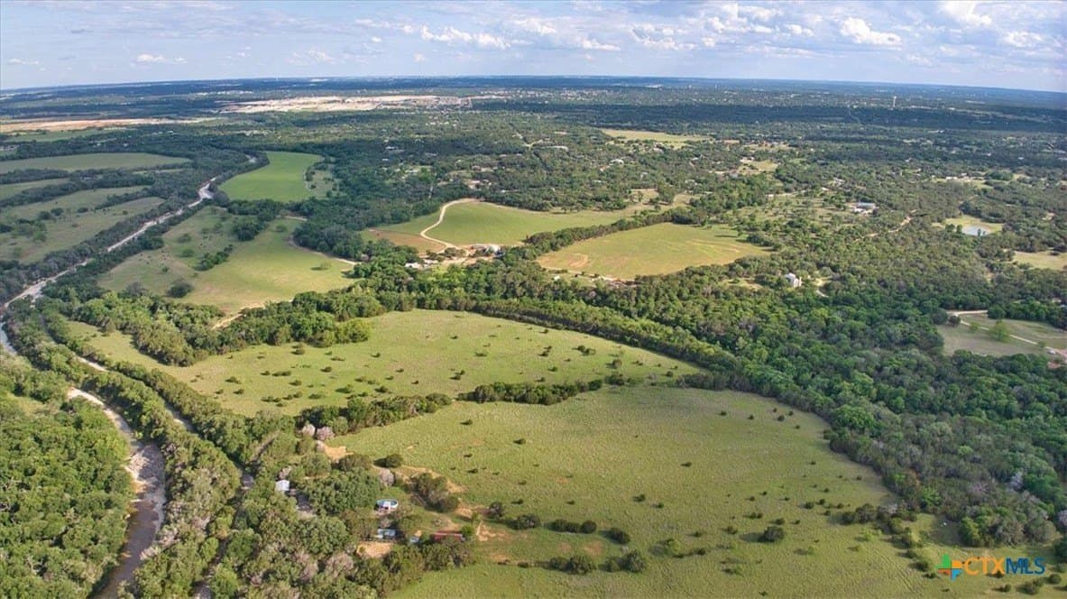 148.11 acres in Williamson County - photo 4
