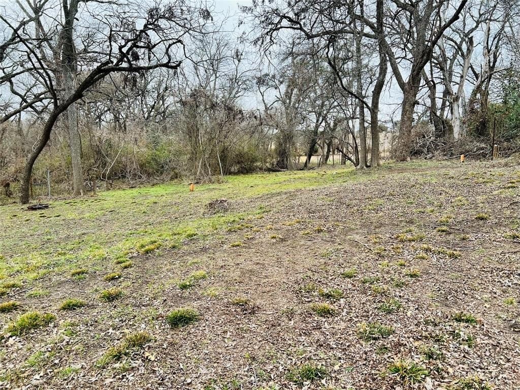 0.76 acres in Hamilton County - photo 4