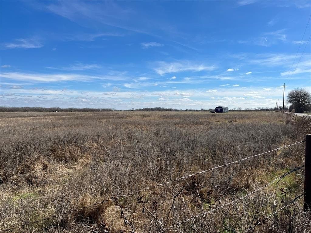 10 acres in Navarro County - photo 21