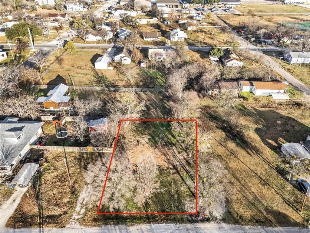0.17 acres in Hill County - photo 5