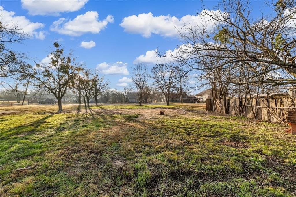 0.17 acres in Hill County - photo 6