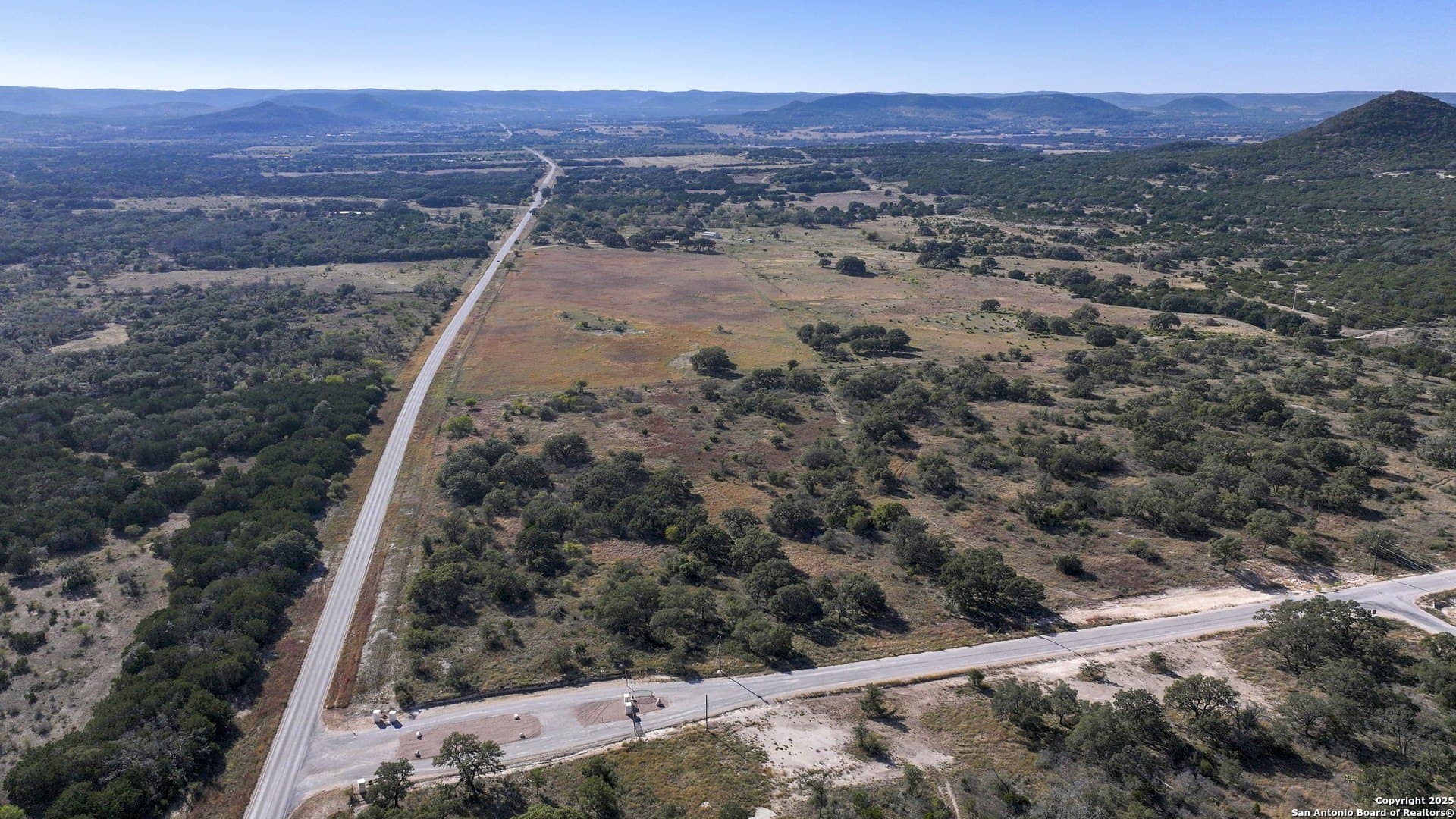 10.43 acres in Bandera County - photo 3