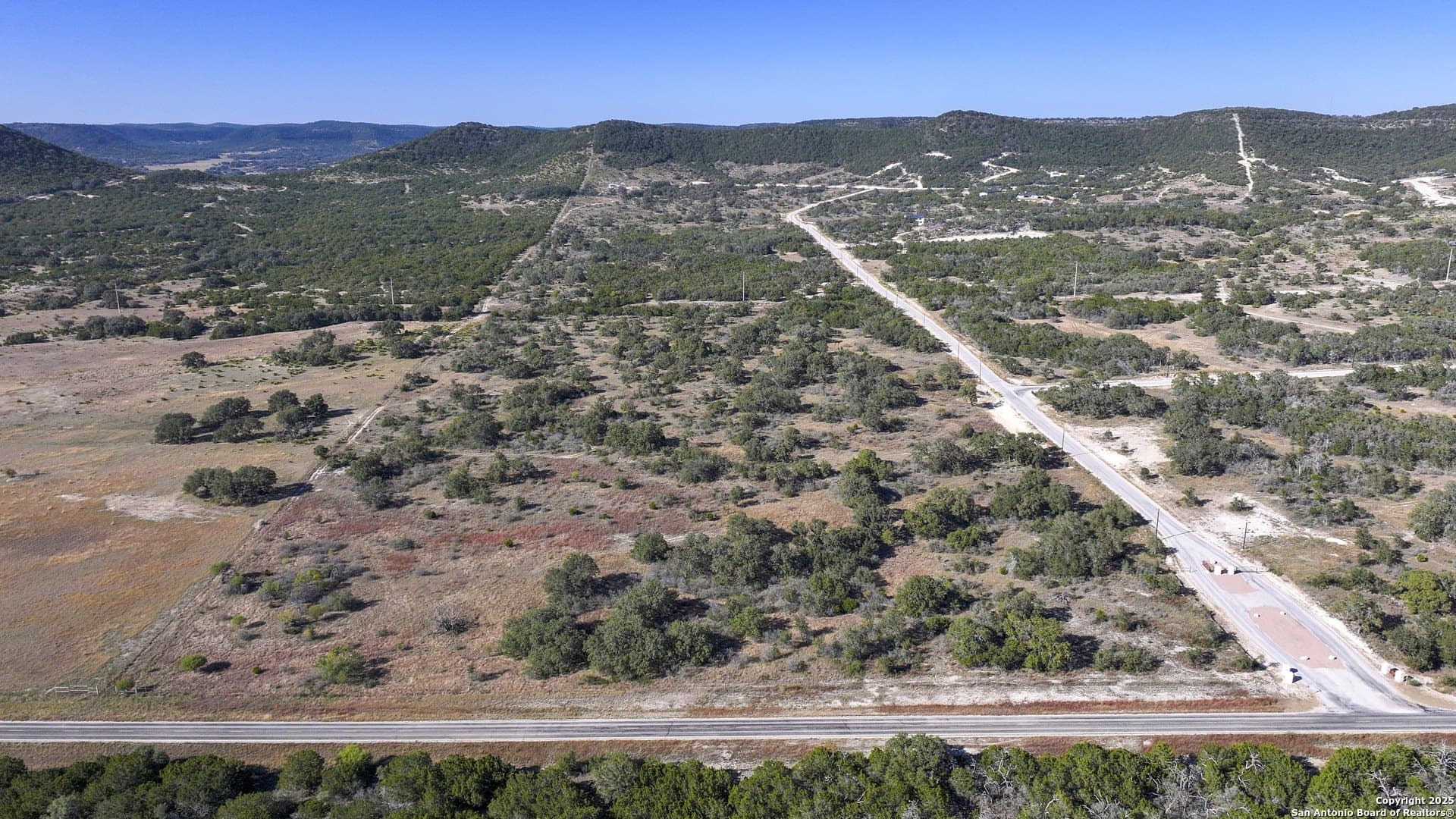 10.43 acres in Bandera County - photo 5