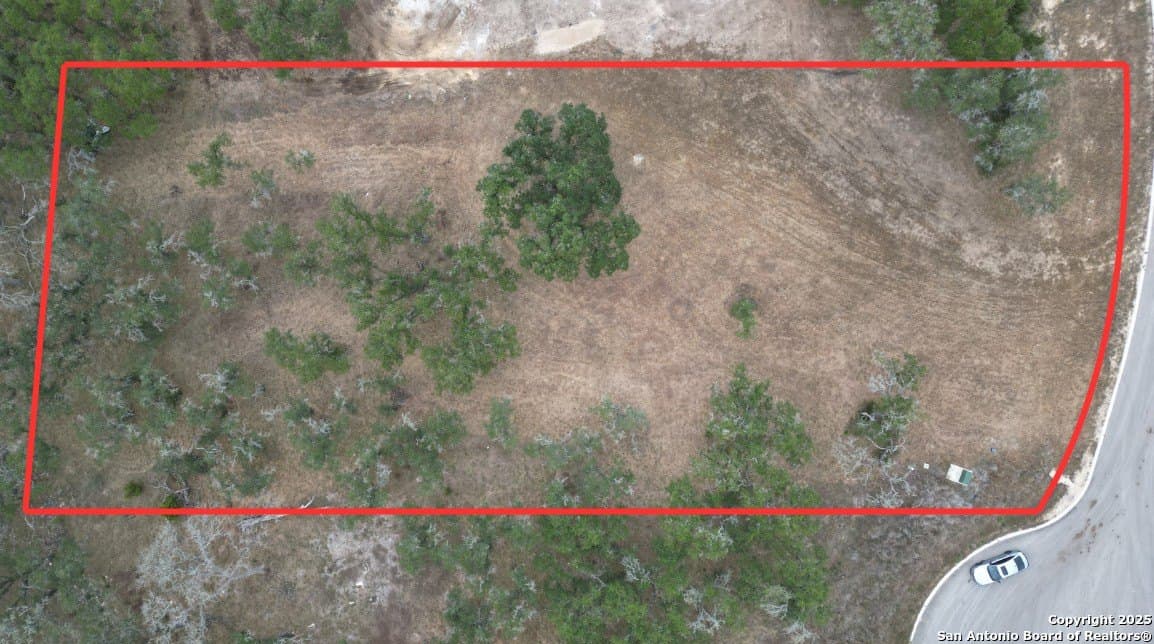 1.01 acres in Comal County - photo 2