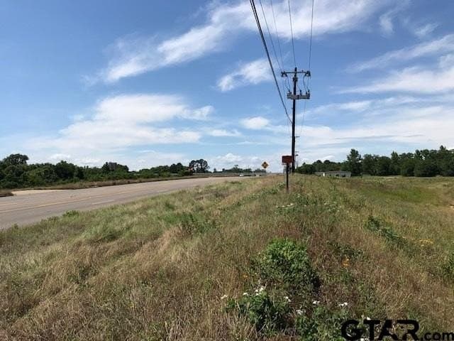10.53 acres in Smith County - photo 3