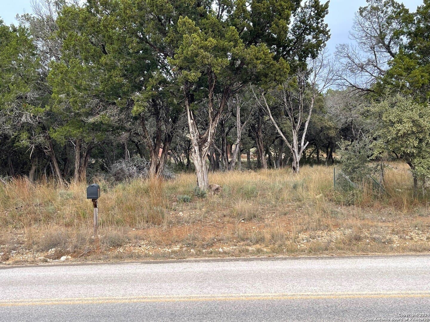 0.12 acres in Bandera County - photo 3