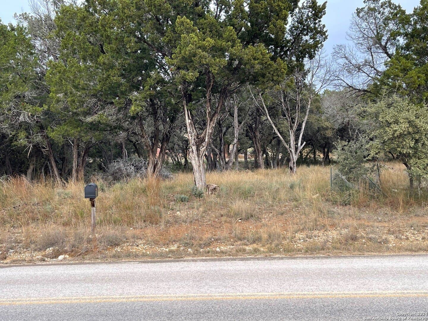 0.12 acres in Bandera County - photo 2