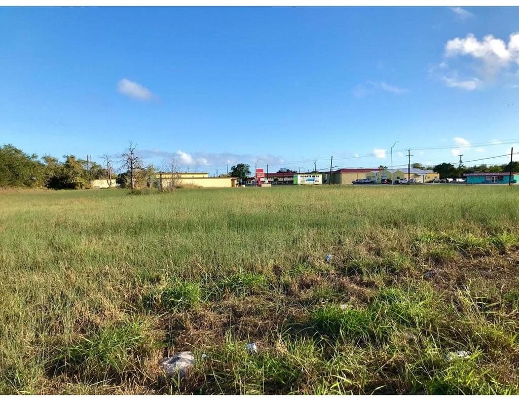 7.68 acres in San Patricio County - photo 5