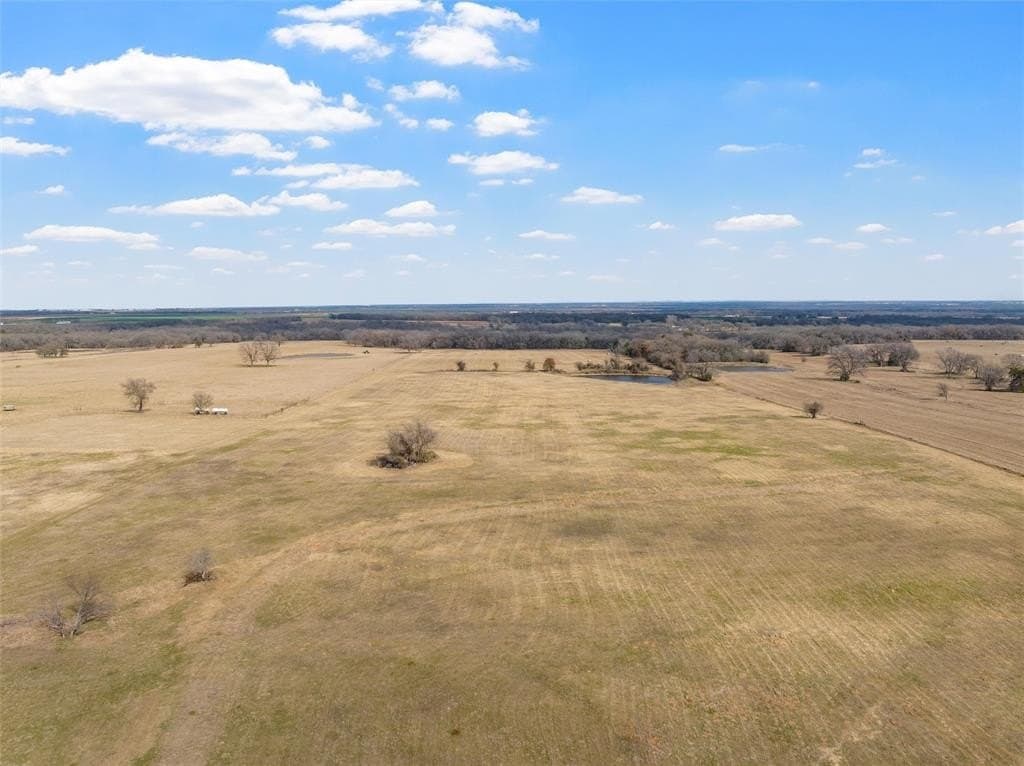 40.82 acres in Hill County - photo 4