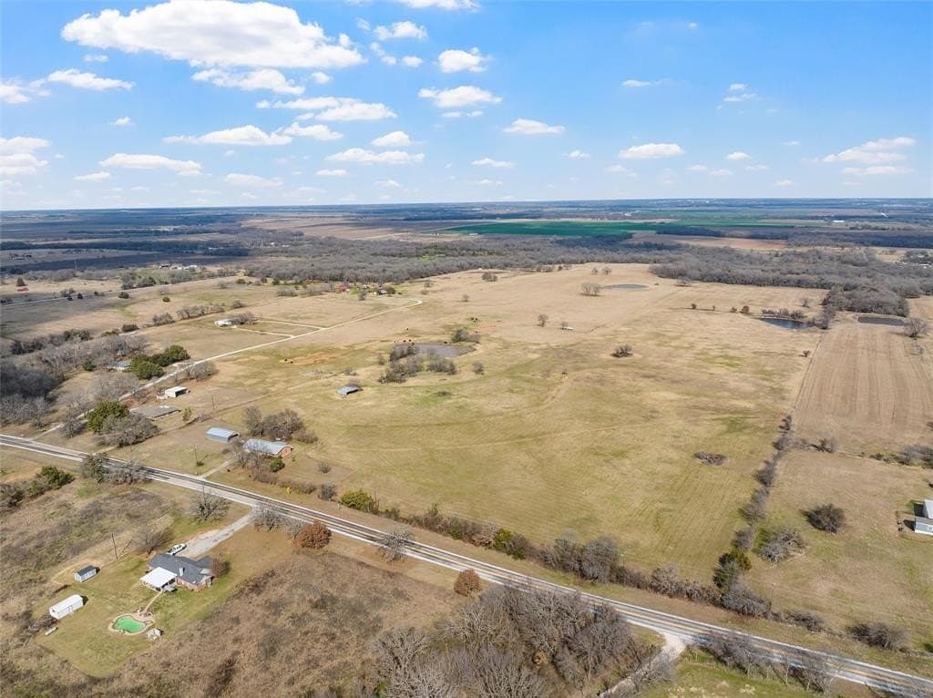40.82 acres in Hill County - photo 2