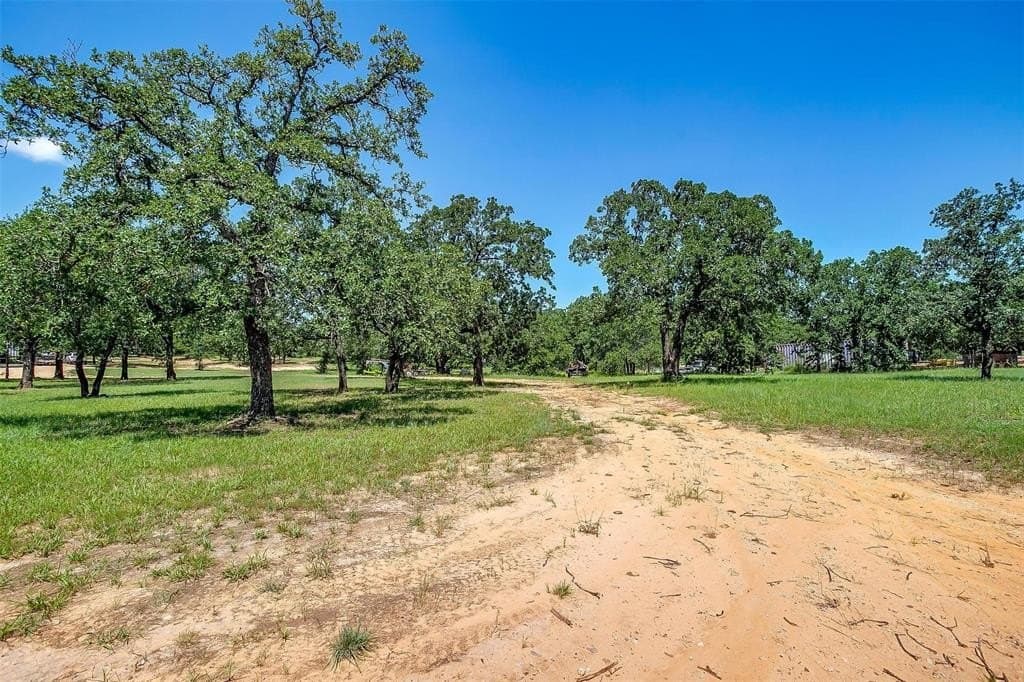5.66 acres in Wise County - photo 15