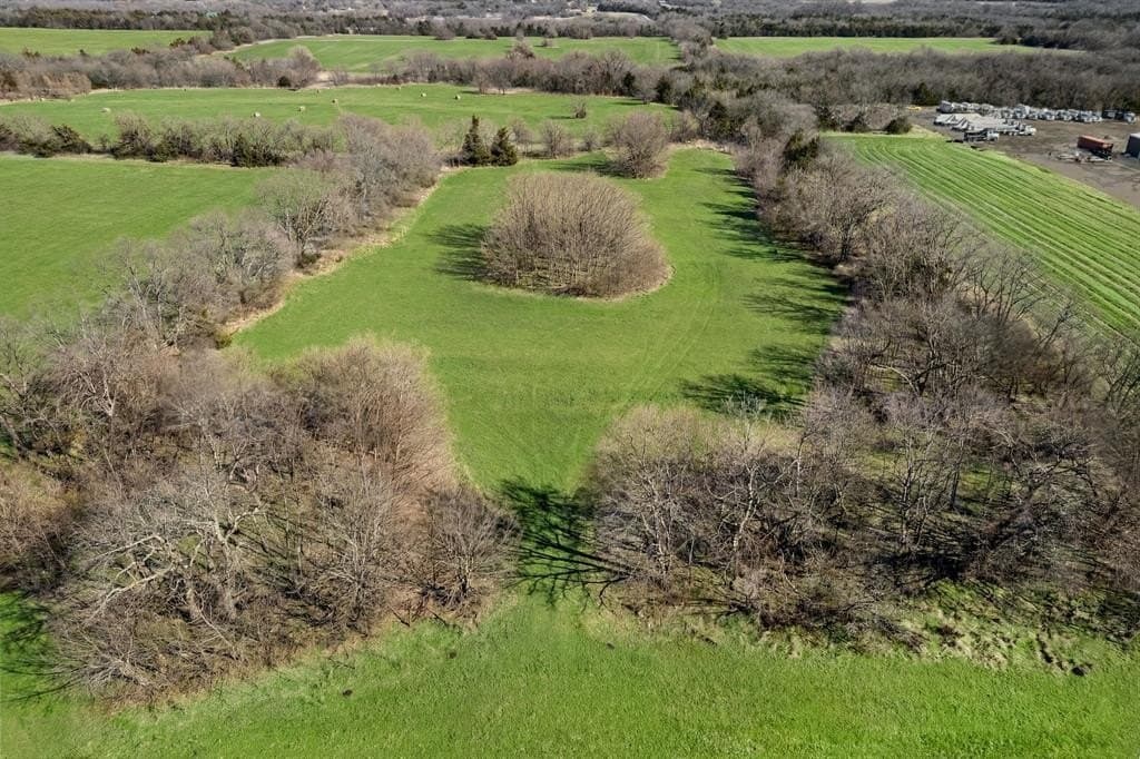 15 acres in Grayson County - photo 2