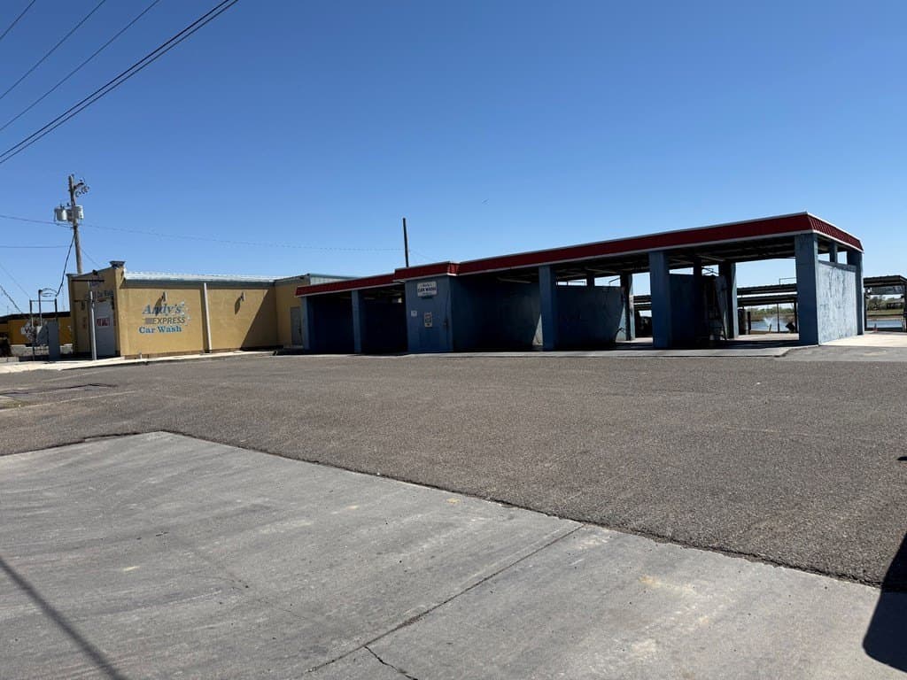 31,593 acres in Maverick County - photo 4