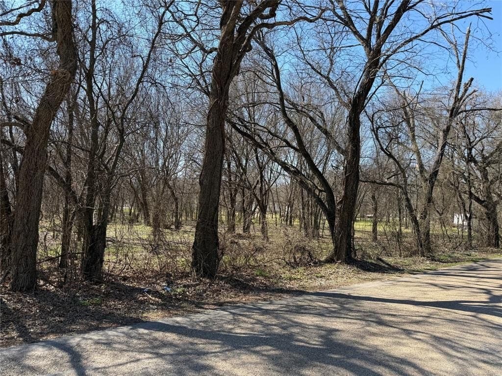 5.97 acres in Johnson County - photo 8