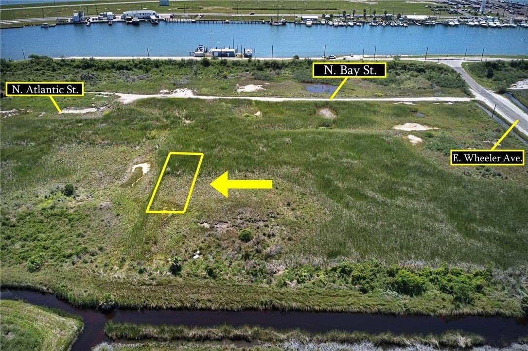 N Atlantic Street lot: 32
