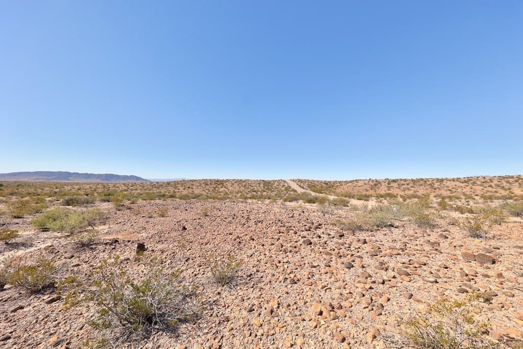 2 acres in Presidio County - photo 3