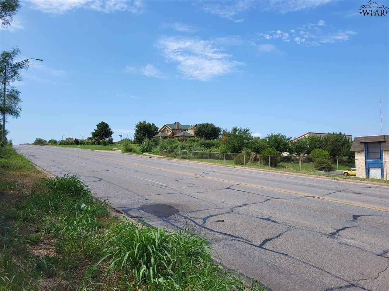 0.72 acres in Wichita County - photo 4