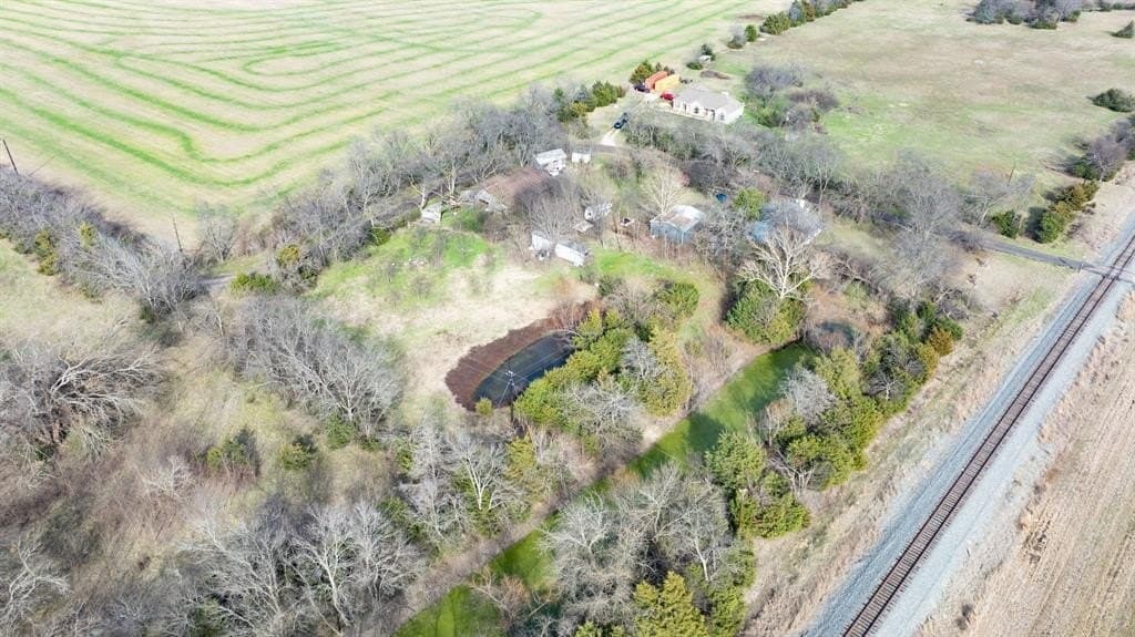 10 acres in Hopkins County - photo 6