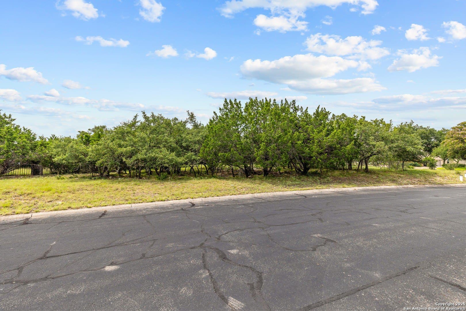 0.69 acres in Bexar County - photo 10