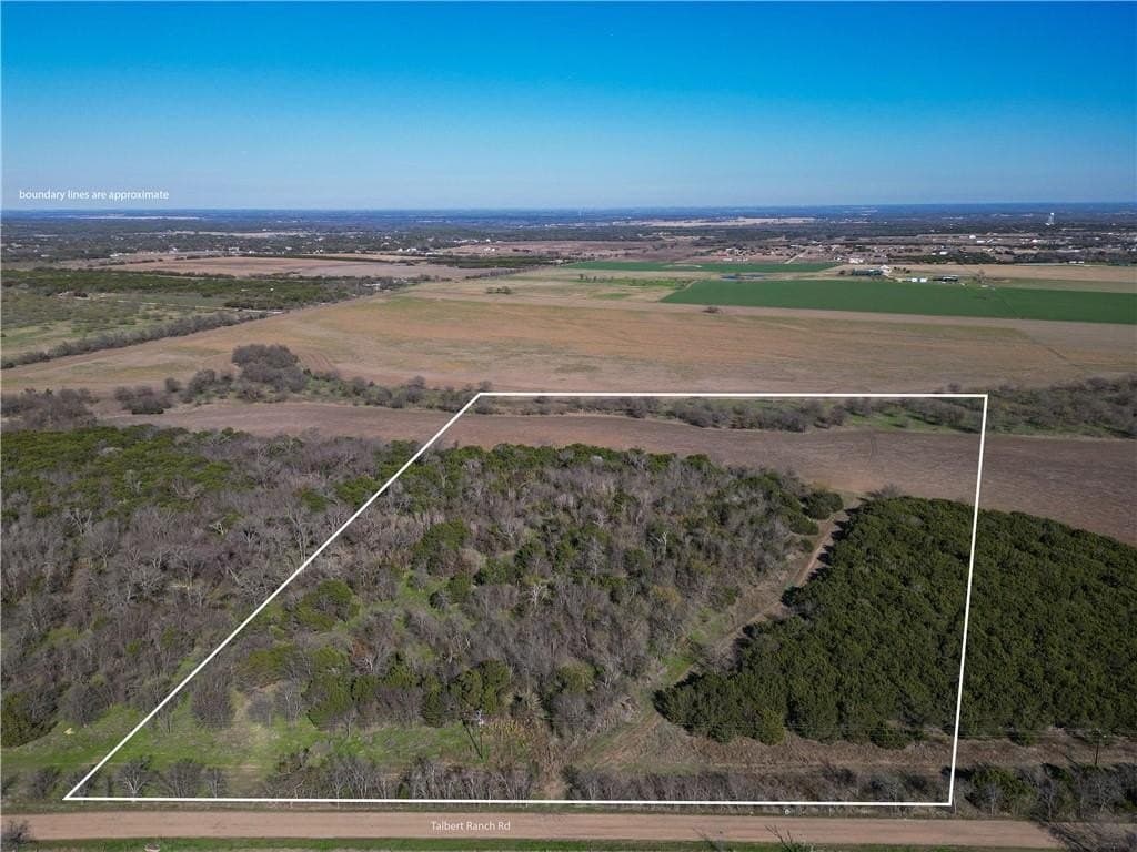 20 acres in McLennan County - photo 2