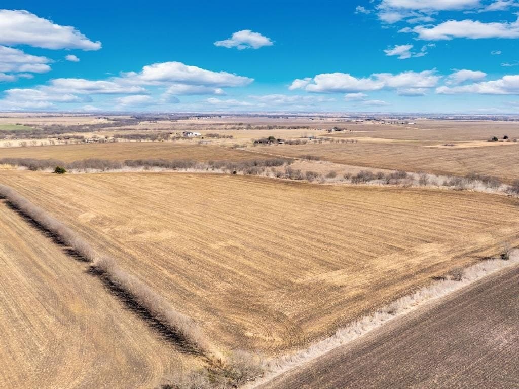 59.35 acres in Ellis County - photo 18