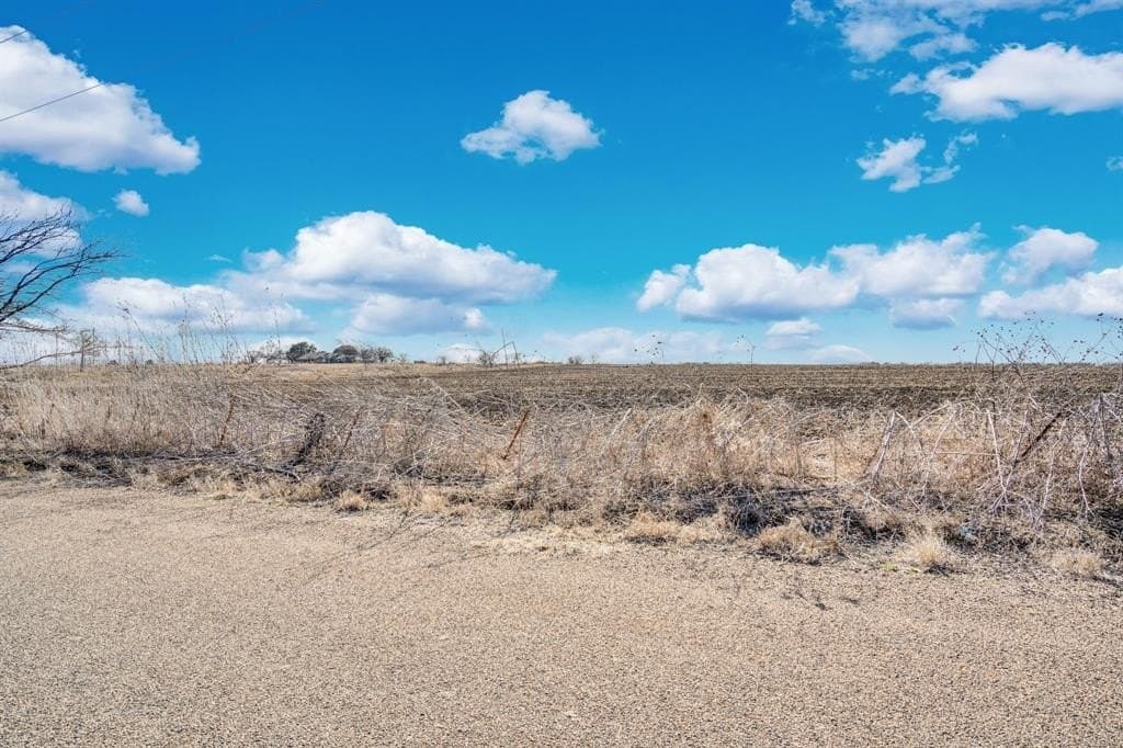 59.35 acres in Ellis County - photo 10