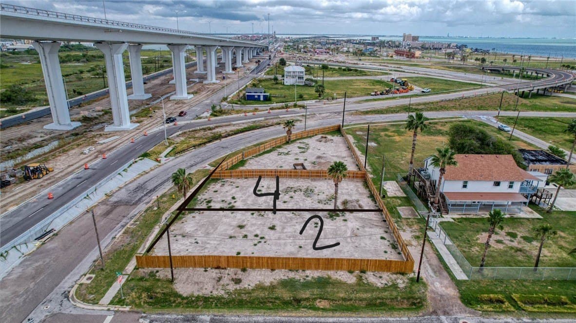 0.14 acres in Nueces County - photo 38