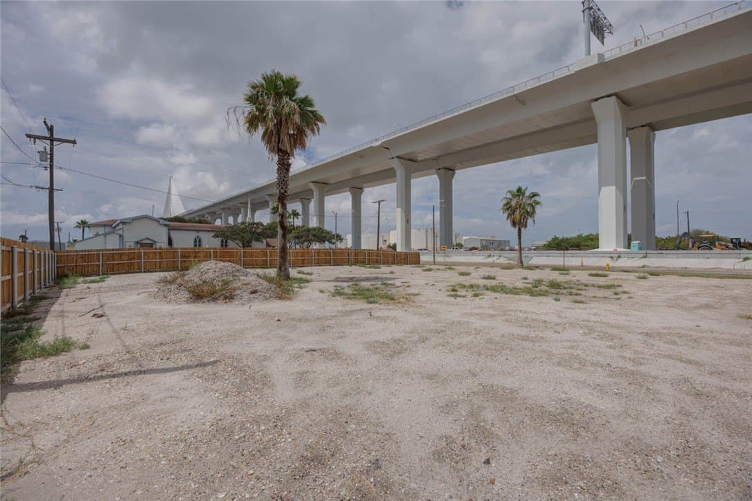 0.14 acres in Nueces County - photo 10