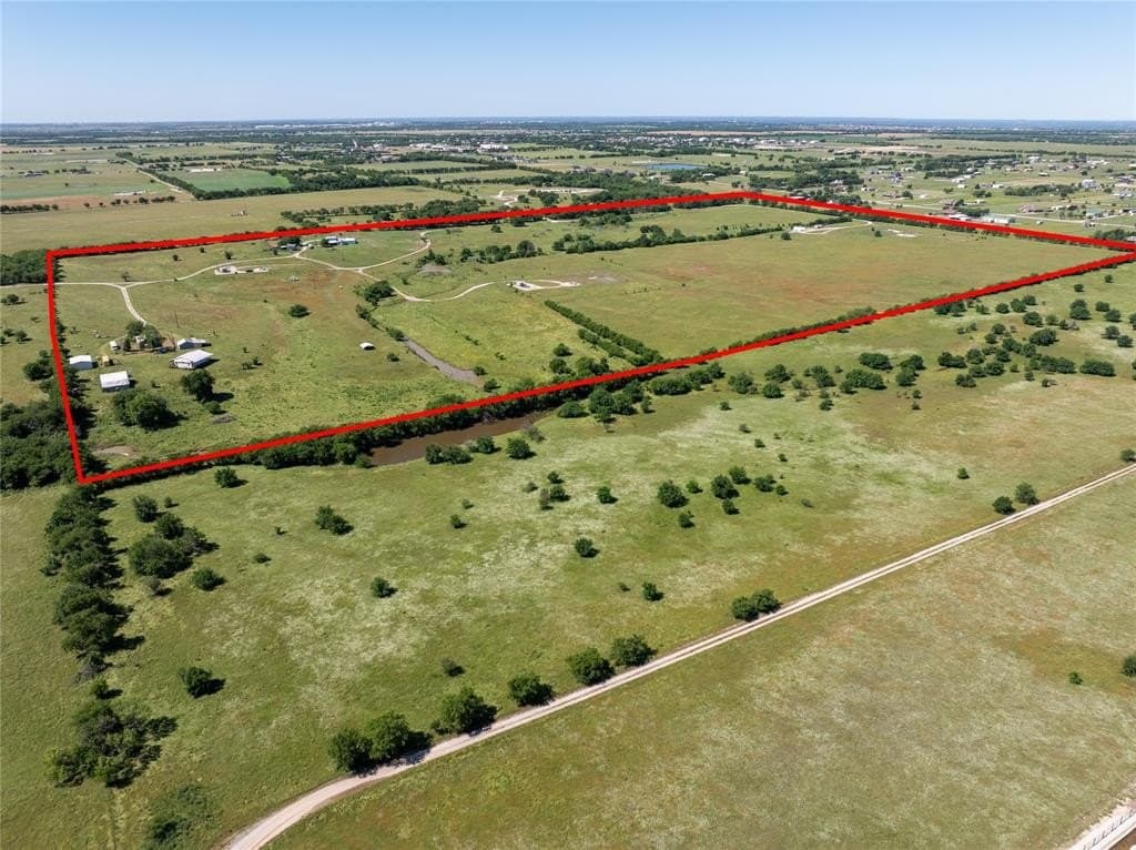 101.45 acres in Wise County - photo 8