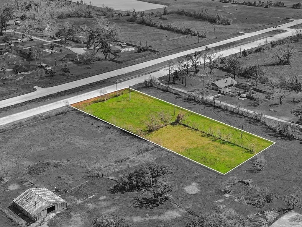 2.06 acres in Texas County - photo 12