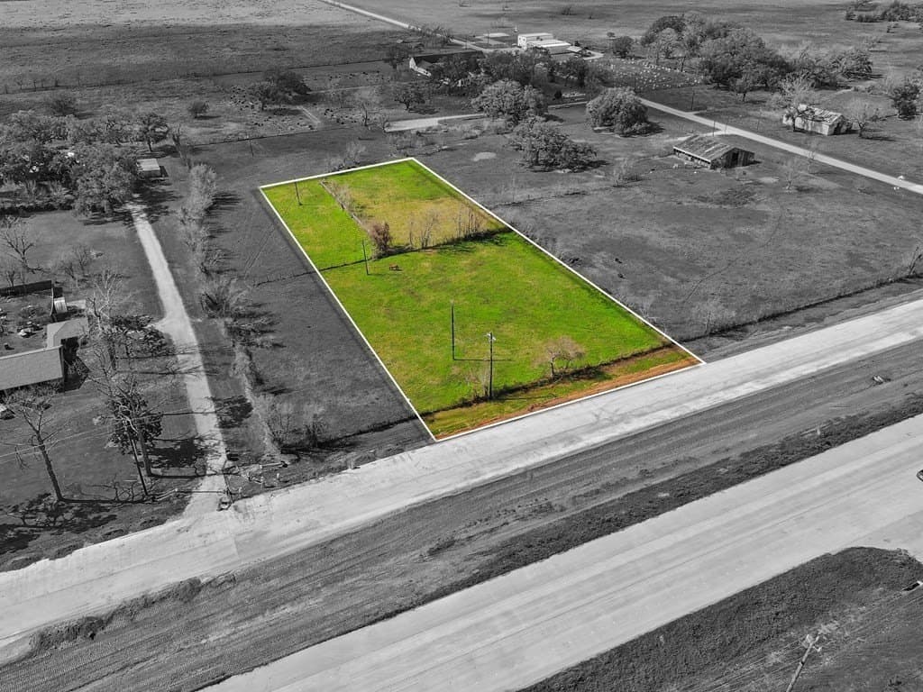 2.06 acres in Texas County - photo 4