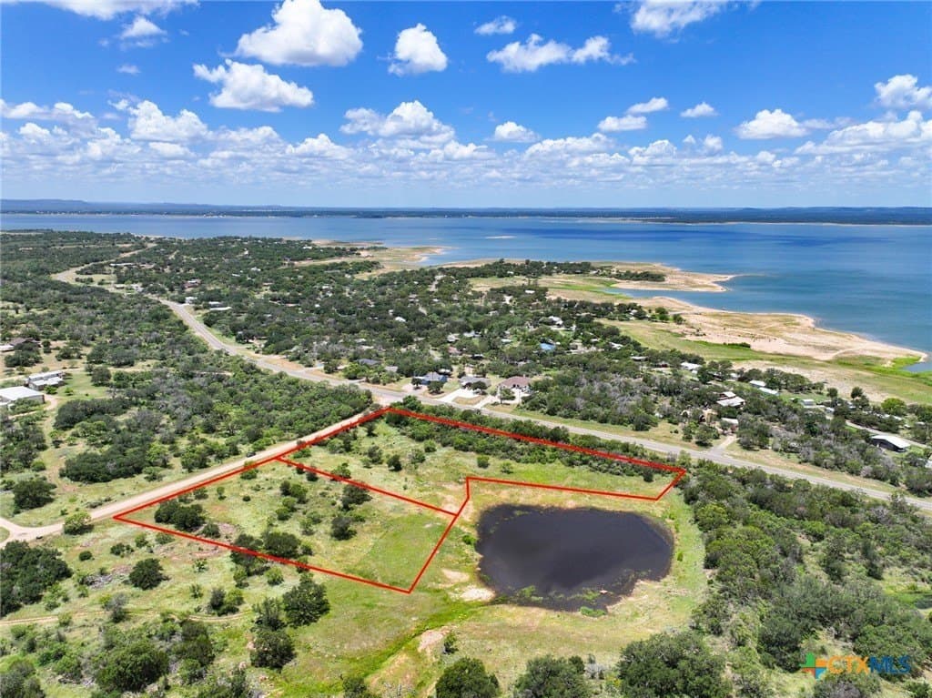 5 acres in Burnet County - photo 3