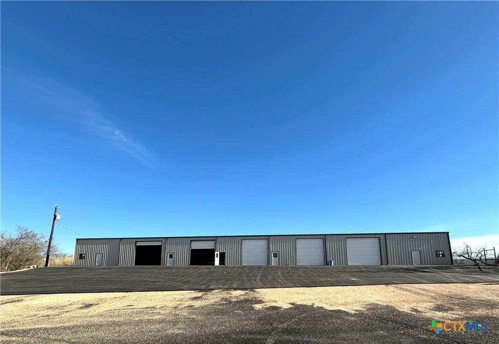 19 acres in Comal County - photo 2