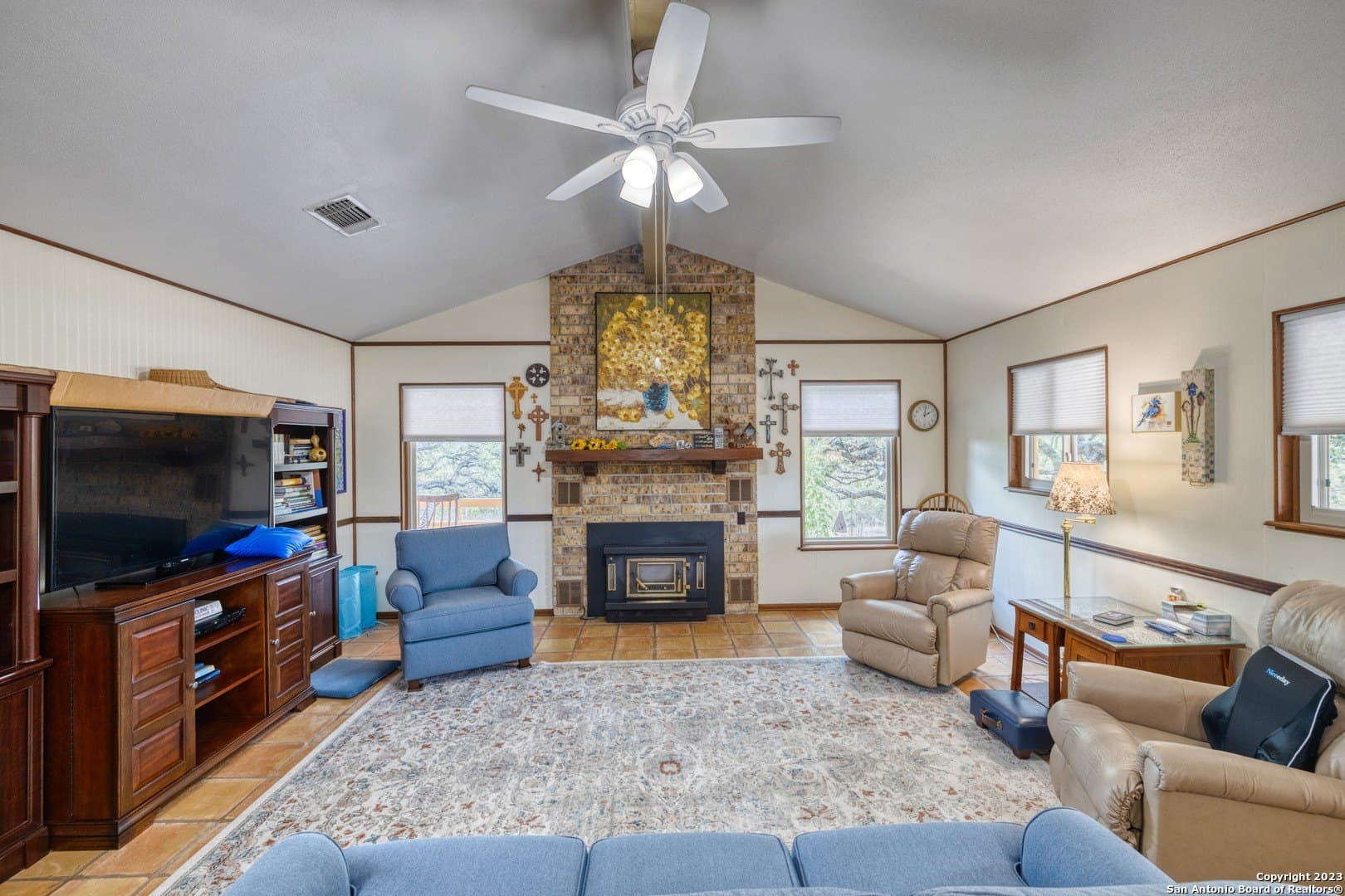 12.62 acres in Real County - photo 5