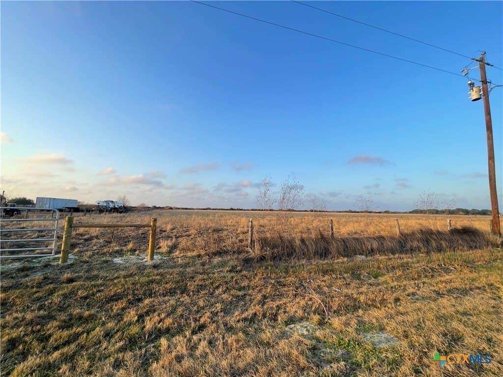30 acres in Calhoun County - photo 2