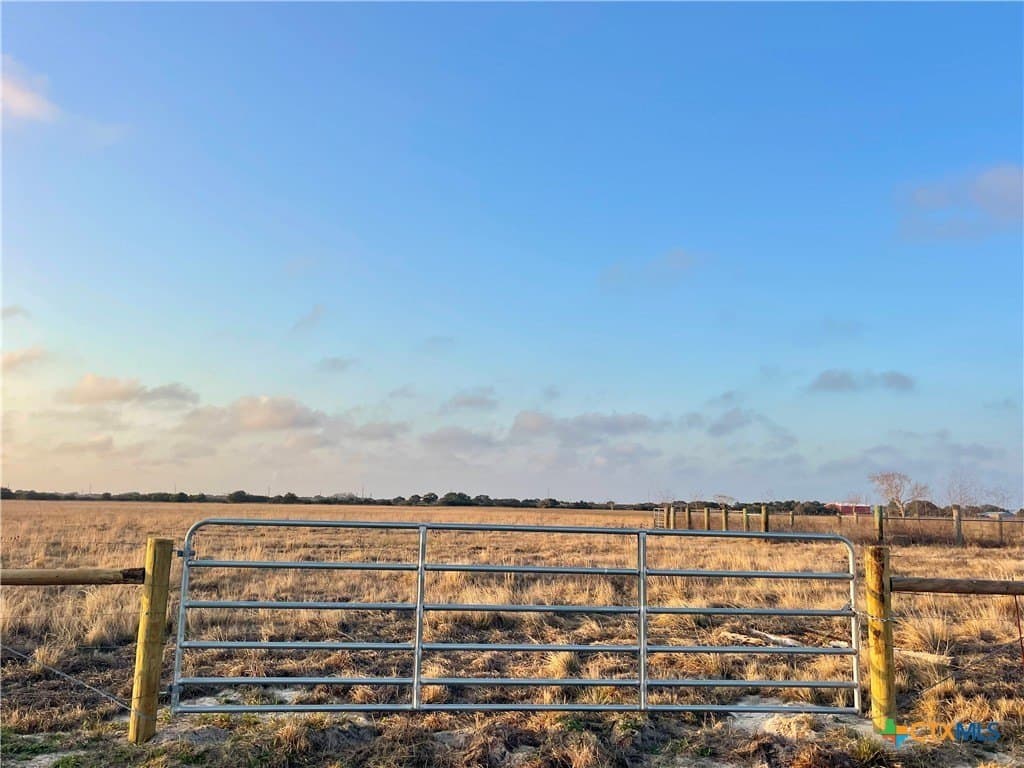 30 acres in Calhoun County - photo 6