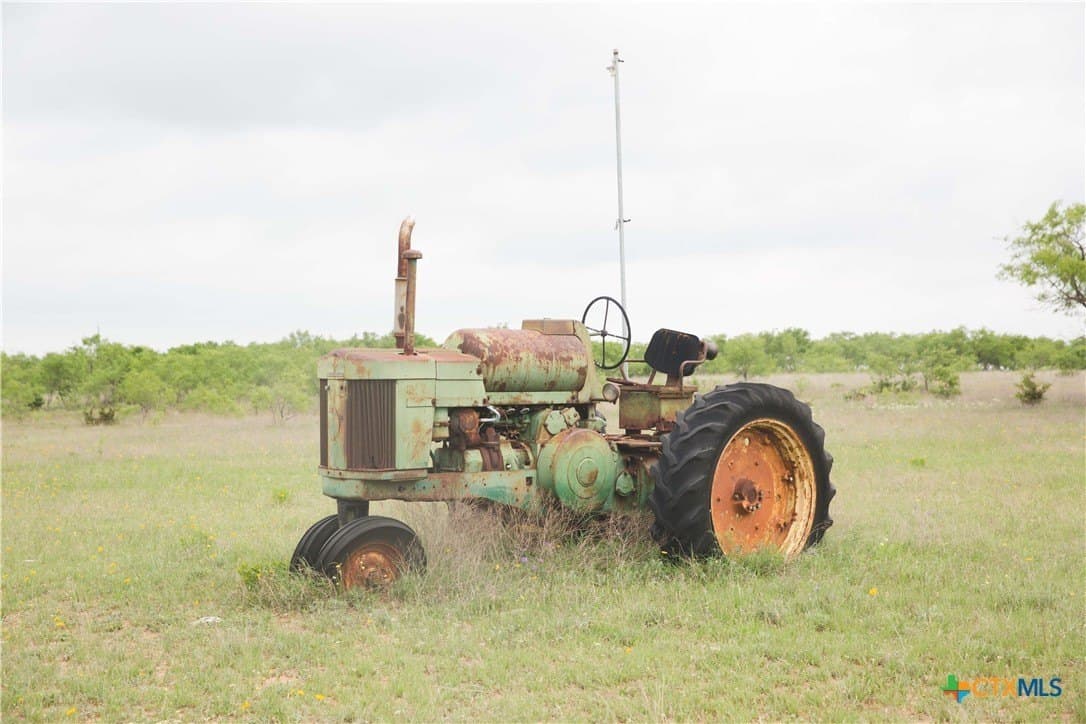 20.02 acres in Lampasas County - photo 26