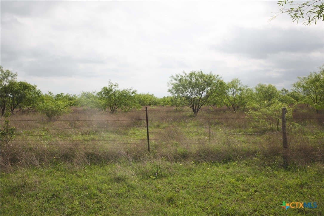 20.02 acres in Lampasas County - photo 18