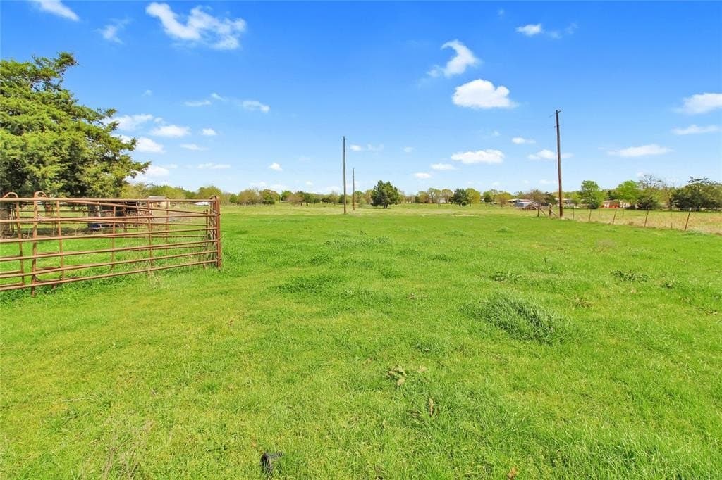 10 acres in Kaufman County - photo 35